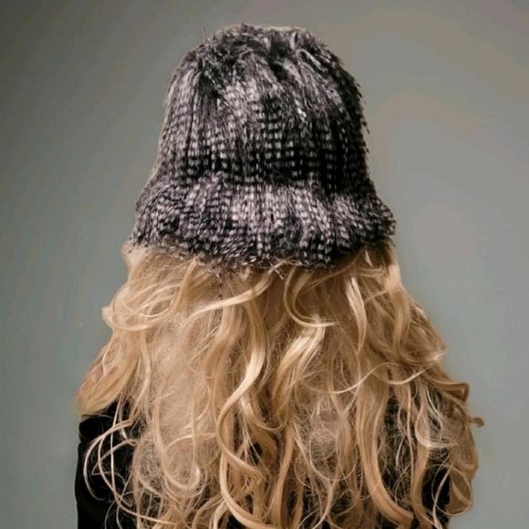 Vintage Black Faux Chinchilla Fur Super Furry Bucket Hat w/ Vtg. Crystal Brooch - Picture 5 of 16